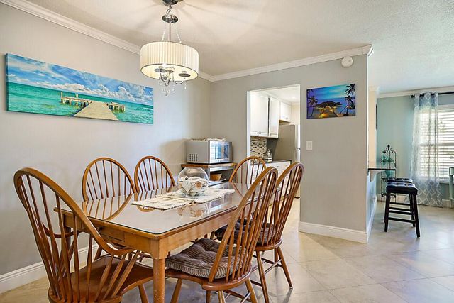 170 High Point Boulevard B, Boynton Beach, FL 33435