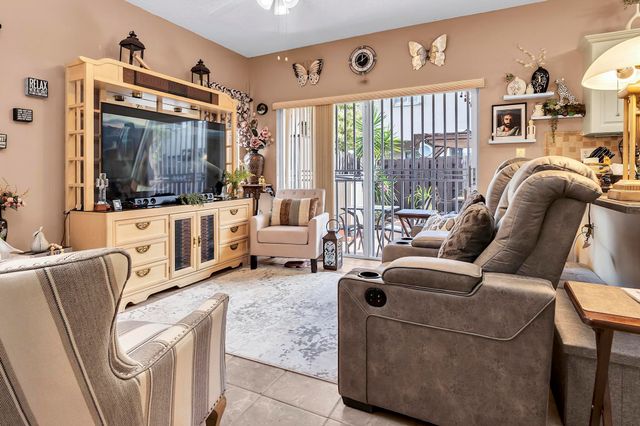 16637 NW 73rd Place, Miami Lakes, FL 33014