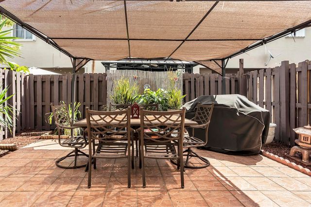 16637 NW 73rd Place, Miami Lakes, FL 33014