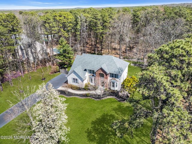 29 Erin Drive, Jackson, NJ 08527