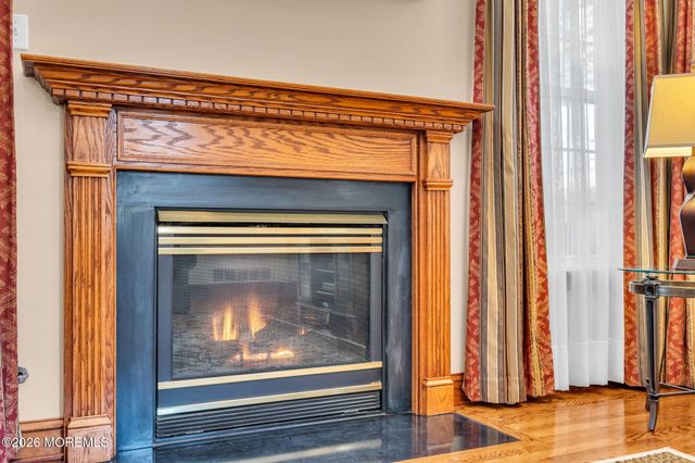 29 Erin Drive, Jackson, NJ 08527