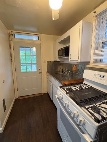906 Kable Way, Coraopolis, PA 15108