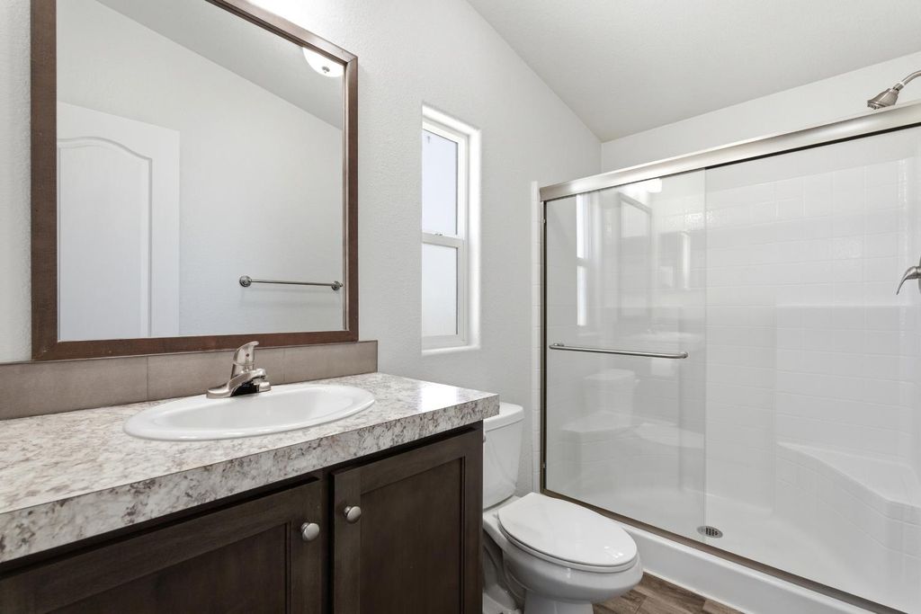 Image 20 of property listing at 1650 Villa Avenue # 28, Clovis, CA 93612