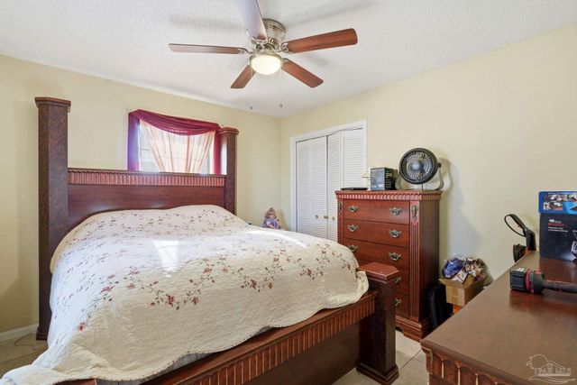 964 Vestavia Way, Gulf Breeze, FL 32563