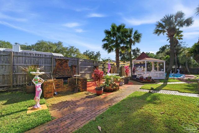 964 Vestavia Way, Gulf Breeze, FL 32563