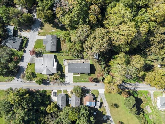 574 S Sage Street S, Toccoa, GA 30577