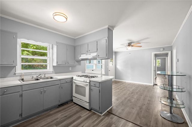 574 S Sage Street S, Toccoa, GA 30577