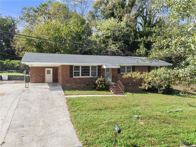 574 S Sage Street S, Toccoa, GA 30577