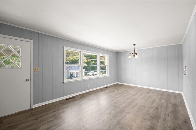 574 S Sage Street S, Toccoa, GA 30577