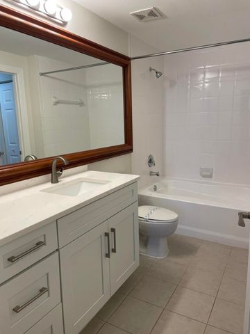 780 S Sapodilla Avenue 412, West Palm Beach, FL 33401