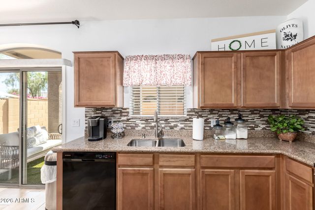 2250 E DEER VALLEY Road 15, Phoenix, AZ 85024