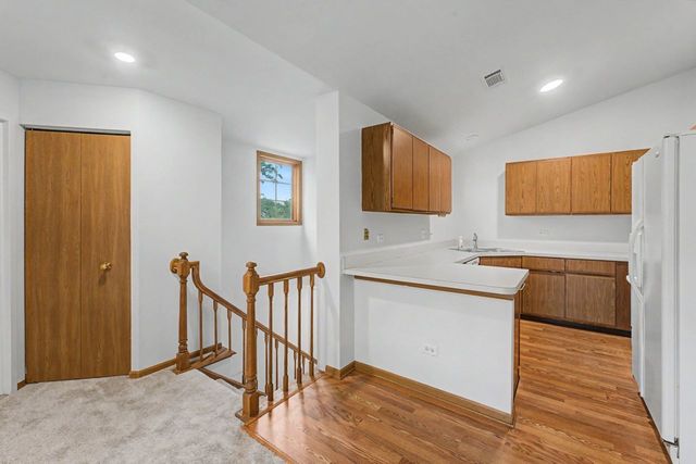1953 N Coldspring Road, Arlington Heights, IL 60004