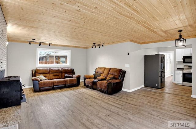 249 E 2nd Street, Soda Springs, ID 83276