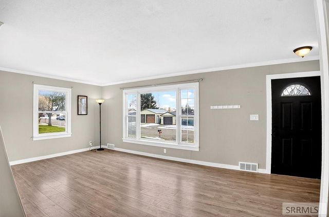 249 E 2nd Street, Soda Springs, ID 83276