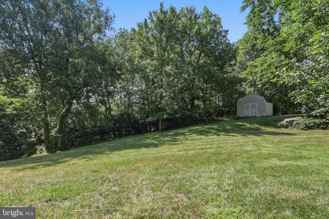 1949 WINSTON DR, Hagerstown, MD 21740