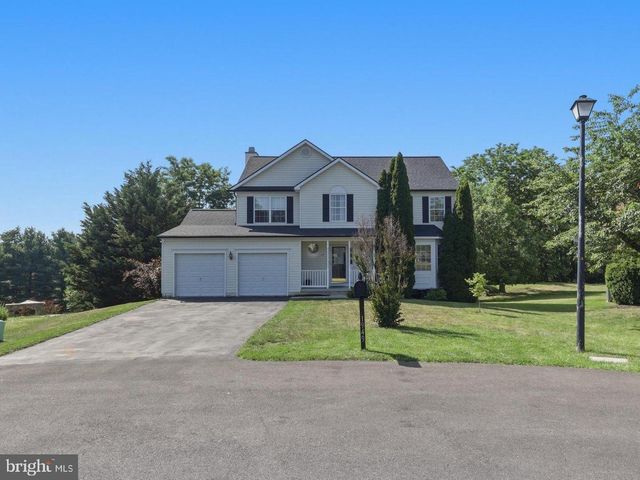 1949 WINSTON DR, Hagerstown, MD 21740