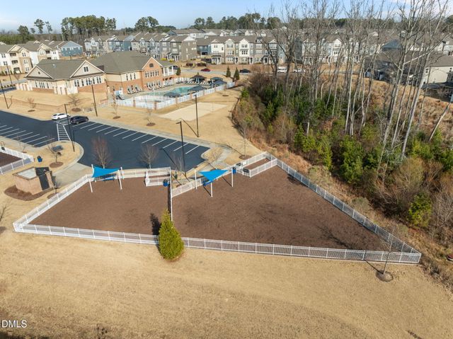 2476 Hutch Lane, Apex, NC 27523