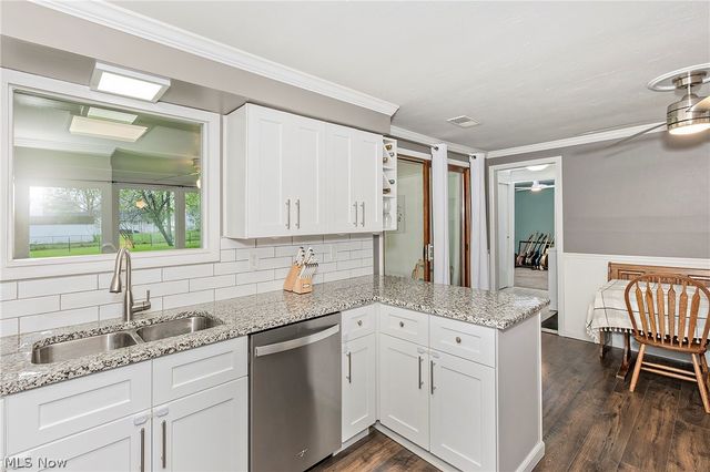 1924 Westwood Drive, Twinsburg, OH 44087
