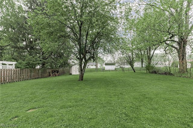 1924 Westwood Drive, Twinsburg, OH 44087
