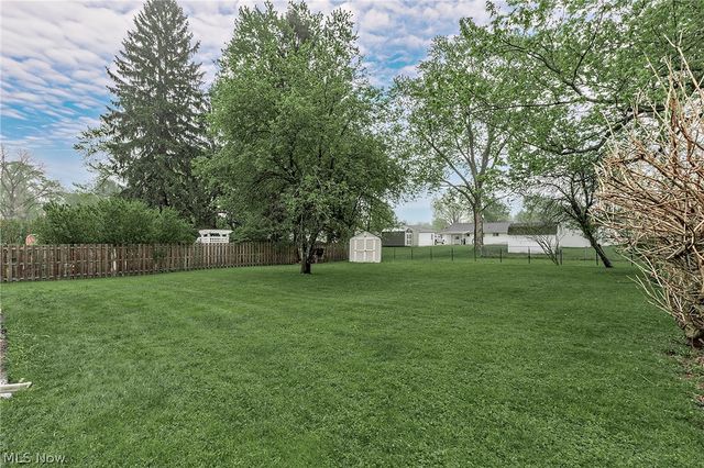 1924 Westwood Drive, Twinsburg, OH 44087