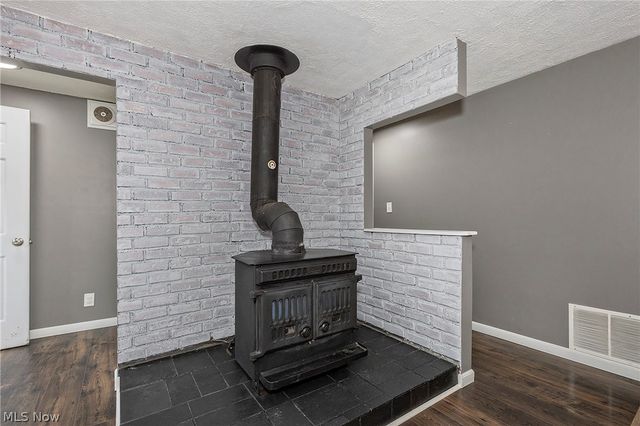 1924 Westwood Drive, Twinsburg, OH 44087