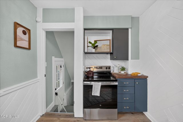 901 Toronto Avenue, Toledo, OH 43609