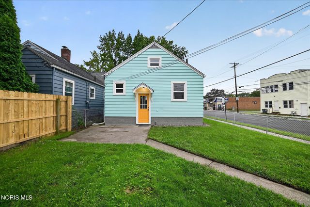 901 Toronto Avenue, Toledo, OH 43609