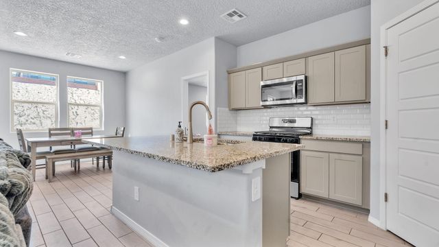 1861 Tesoro Loop NW, Los Lunas, NM 87031