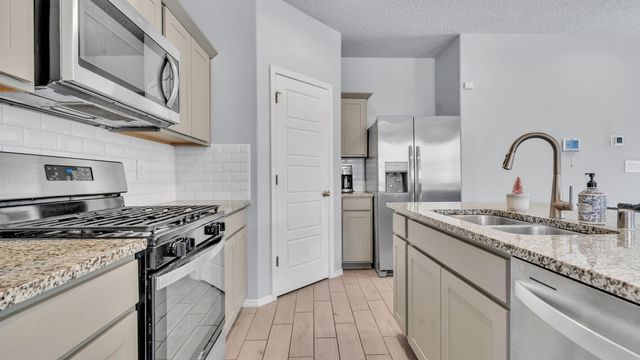 1861 Tesoro Loop NW, Los Lunas, NM 87031