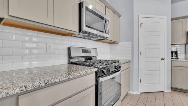 1861 Tesoro Loop NW, Los Lunas, NM 87031