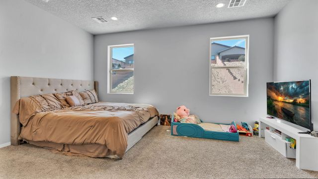 1861 Tesoro Loop NW, Los Lunas, NM 87031