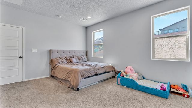 1861 Tesoro Loop NW, Los Lunas, NM 87031