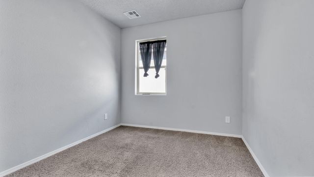 1861 Tesoro Loop NW, Los Lunas, NM 87031