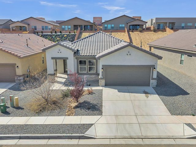 1861 Tesoro Loop NW, Los Lunas, NM 87031