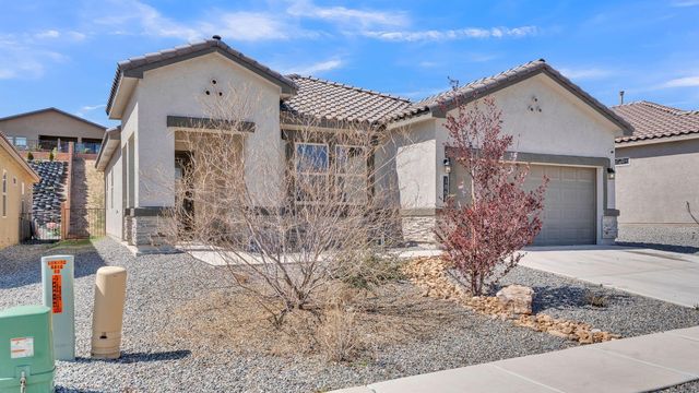 1861 Tesoro Loop NW, Los Lunas, NM 87031