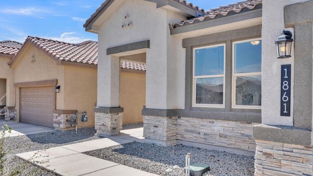 1861 Tesoro Loop NW, Los Lunas, NM 87031