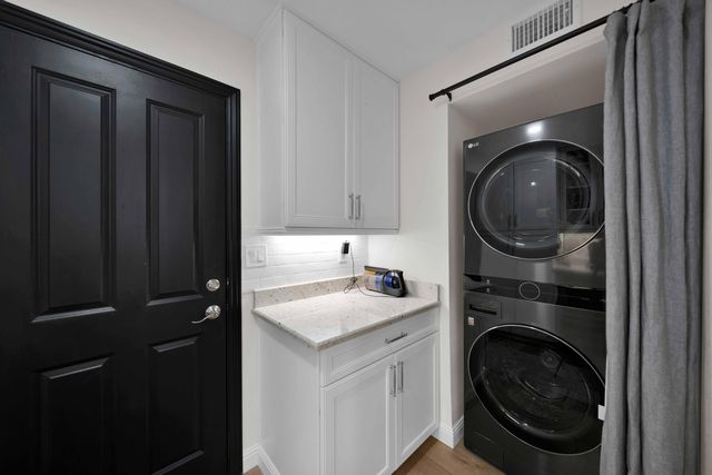 1928 Bechelli Lane, Redding, CA 96002