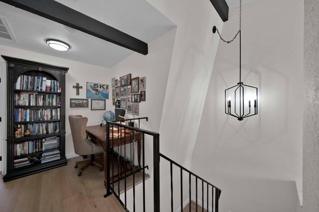 1928 Bechelli Lane, Redding, CA 96002