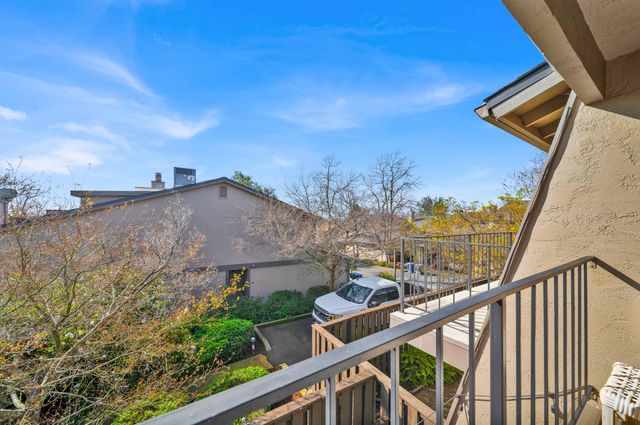 1928 Bechelli Lane, Redding, CA 96002