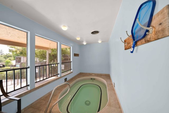 1928 Bechelli Lane, Redding, CA 96002