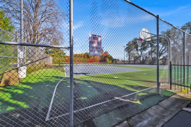 1928 Bechelli Lane, Redding, CA 96002