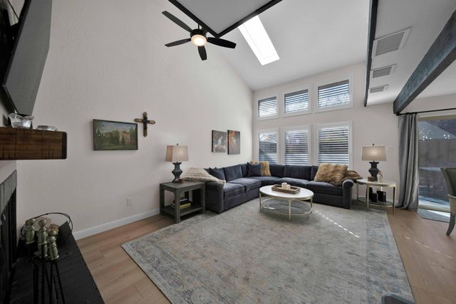 1928 Bechelli Lane, Redding, CA 96002