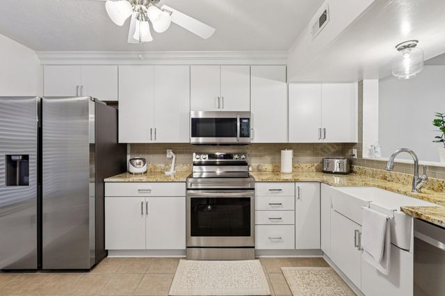 278 Secretariat Court, Crestview Hills, KY 41017