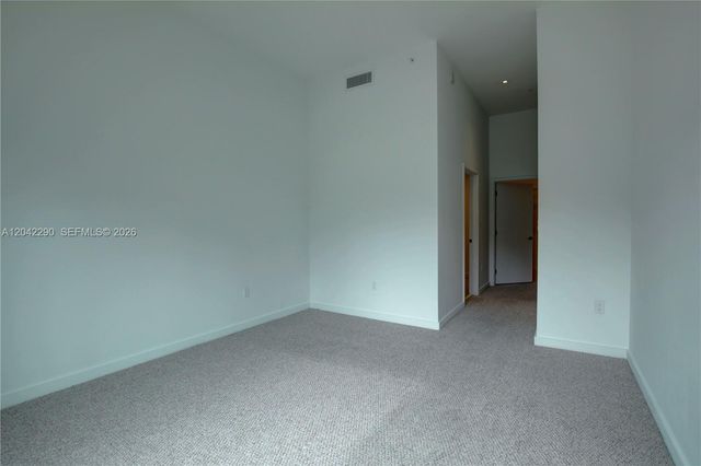 1600 SW 1st Avenue TH09, Miami, FL 33129