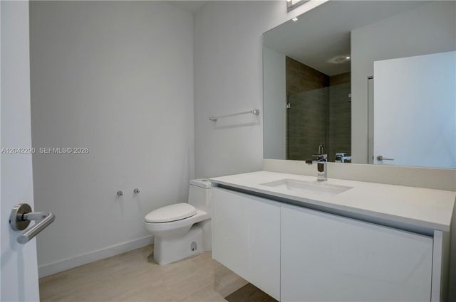 1600 SW 1st Avenue TH09, Miami, FL 33129