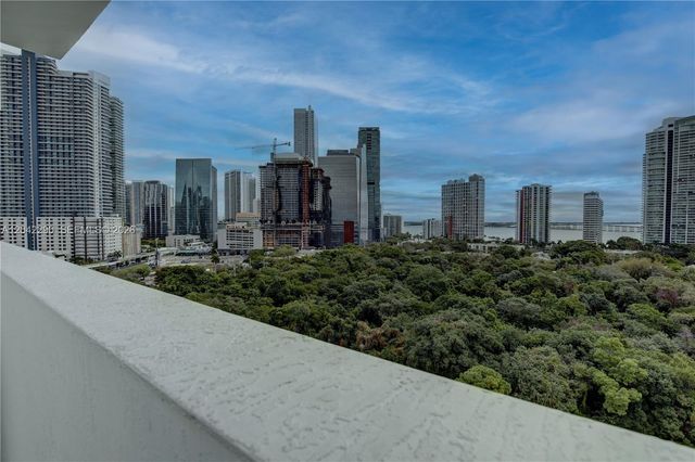 1600 SW 1st Avenue TH09, Miami, FL 33129