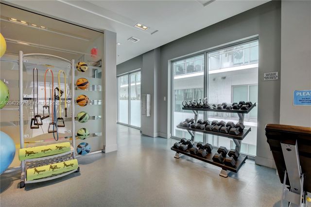 1600 SW 1st Avenue TH09, Miami, FL 33129