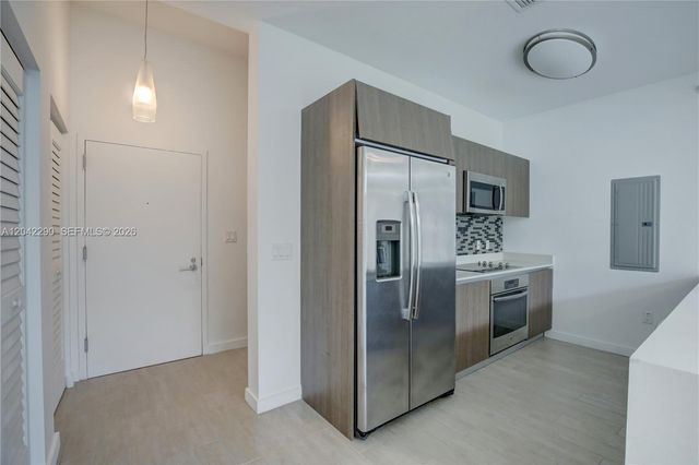 1600 SW 1st Avenue TH09, Miami, FL 33129