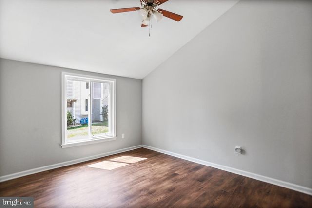 1523 KENSINGTON DR, Hagerstown, MD 21742