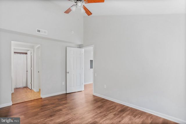 1523 KENSINGTON DR, Hagerstown, MD 21742
